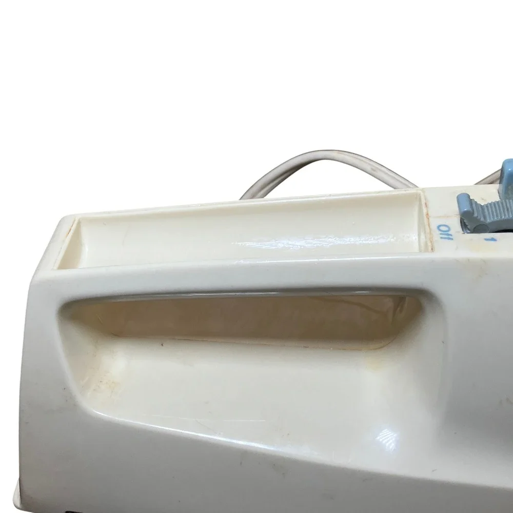 Rival 3-Speed Portable Hand Mixer Model 433 White Blue with 2 Sets of Beaters